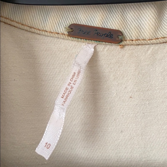 ❌SOLD❌ Free People jean jacket - Picture 7 of 7